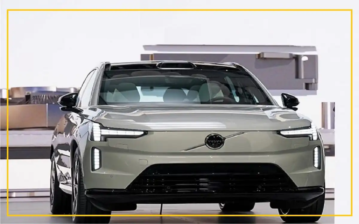 Volvo EX90 Fully electric 7 seater SUV