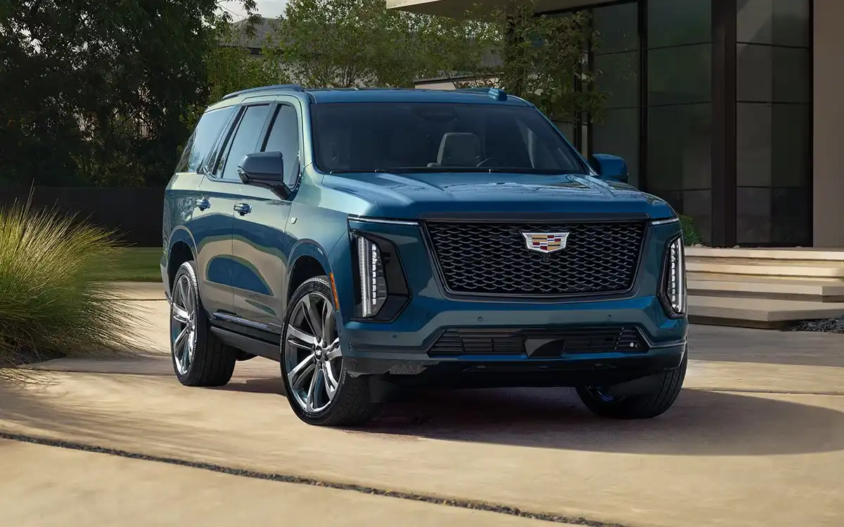 2025 escalade interior